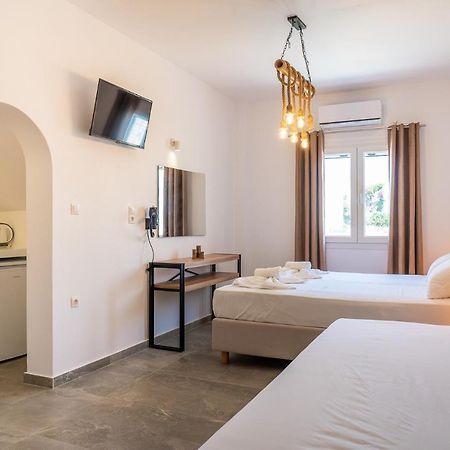 Eleftheria Studios Antiparos Ngoại thất bức ảnh